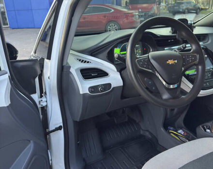 Білий Шевроле Bolt EV, об'ємом двигуна 0 л та пробігом 118 тис. км за 14300 $, фото 13 на Automoto.ua