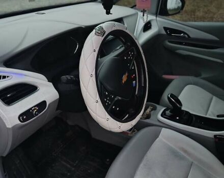 Білий Шевроле Bolt EV, об'ємом двигуна 0 л та пробігом 190 тис. км за 10500 $, фото 8 на Automoto.ua