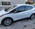 Белый Шевроле Bolt EV, объемом двигателя 0 л и пробегом 145 тыс. км за 13500 $, фото 7 на Automoto.ua