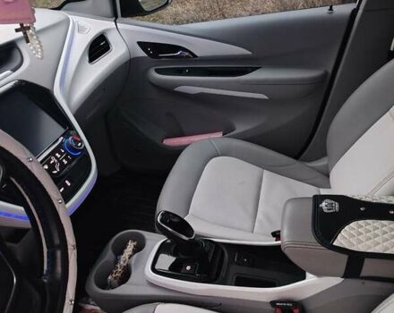 Білий Шевроле Bolt EV, об'ємом двигуна 0 л та пробігом 190 тис. км за 10500 $, фото 6 на Automoto.ua