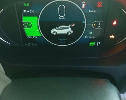 Белый Шевроле Bolt EV, объемом двигателя 0 л и пробегом 142 тыс. км за 15200 $, фото 7 на Automoto.ua