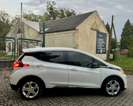 Белый Шевроле Bolt EV, объемом двигателя 0 л и пробегом 39 тыс. км за 14400 $, фото 8 на Automoto.ua