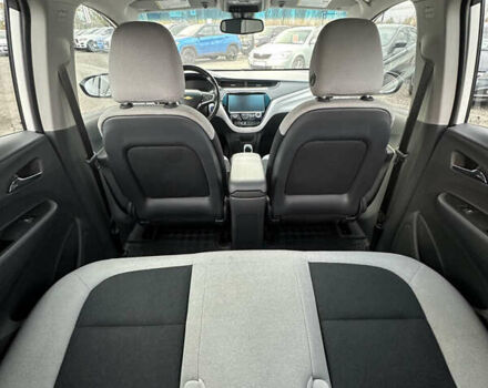 Шевроле Bolt EV 2018 в Буче на Automoto.ua Белый Шевроле Bolt EV, объемом двигателя 0 л и пробегом 30 тыс. км за 16800 $, фото 28 на Automoto.ua