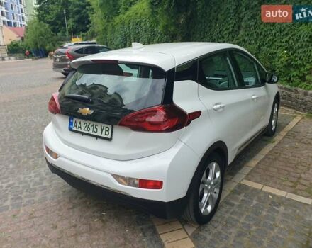 Білий Шевроле Bolt EV, об'ємом двигуна 0 л та пробігом 105 тис. км за 14500 $, фото 1 на Automoto.ua