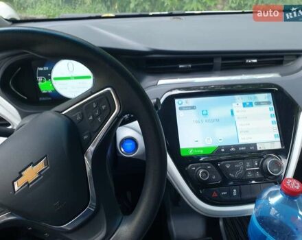 Білий Шевроле Bolt EV, об'ємом двигуна 0 л та пробігом 105 тис. км за 14500 $, фото 4 на Automoto.ua