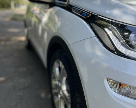 Білий Шевроле Bolt EV, об'ємом двигуна 0 л та пробігом 132 тис. км за 14400 $, фото 5 на Automoto.ua