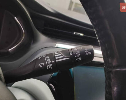Белый Шевроле Bolt EV, объемом двигателя 0 л и пробегом 230 тыс. км за 12900 $, фото 59 на Automoto.ua