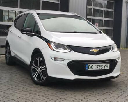 Белый Шевроле Bolt EV, объемом двигателя 0 л и пробегом 230 тыс. км за 12900 $, фото 2 на Automoto.ua