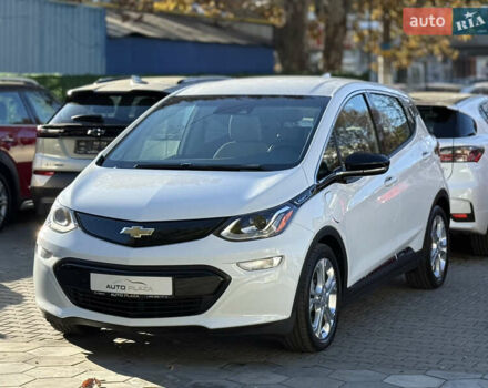 Шевроле Bolt EV 2018 в Одессе на Automoto.ua Белый Шевроле Bolt EV, объемом двигателя 0 л и пробегом 43 тыс. км за 17500 $, фото 4 на Automoto.ua