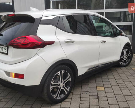 Белый Шевроле Bolt EV, объемом двигателя 0 л и пробегом 230 тыс. км за 12900 $, фото 32 на Automoto.ua