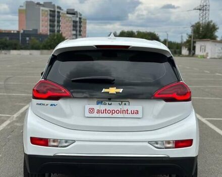 Белый Шевроле Bolt EV, объемом двигателя 0 л и пробегом 30 тыс. км за 16800 $, фото 10 на Automoto.ua