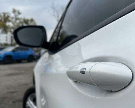 Шевроле Bolt EV 2018 в Буче на Automoto.ua Белый Шевроле Bolt EV, объемом двигателя 0 л и пробегом 30 тыс. км за 16800 $, фото 6 на Automoto.ua