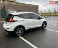Белый Шевроле Bolt EV, объемом двигателя 0 л и пробегом 64 тыс. км за 14300 $, фото 6 на Automoto.ua