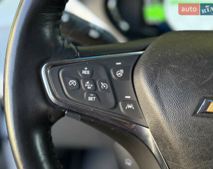 Шевроле Bolt EV 2018 в Одессе на Automoto.ua Белый Шевроле Bolt EV, объемом двигателя 0 л и пробегом 43 тыс. км за 17500 $, фото 49 на Automoto.ua