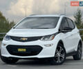 Белый Шевроле Bolt EV, объемом двигателя 0 л и пробегом 64 тыс. км за 15450 $, фото 1 на Automoto.ua