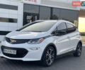 Белый Шевроле Bolt EV, объемом двигателя 0 л и пробегом 56 тыс. км за 15999 $, фото 1 на Automoto.ua