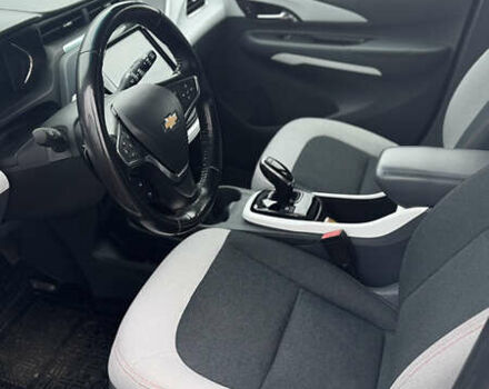 Білий Шевроле Bolt EV, об'ємом двигуна 0 л та пробігом 47 тис. км за 17500 $, фото 14 на Automoto.ua