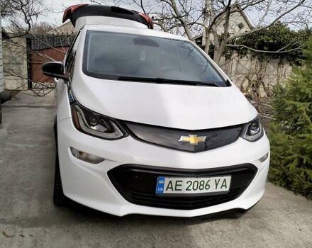 Шевроле Bolt EV 2018 в Днепре (Днепропетровске) на Automoto.ua Белый Шевроле Bolt EV, объемом двигателя 0 л и пробегом 182 тыс. км за 15000 $, фото 9 на Automoto.ua