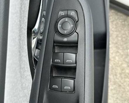 Белый Шевроле Bolt EV, объемом двигателя 0 л и пробегом 30 тыс. км за 16800 $, фото 22 на Automoto.ua