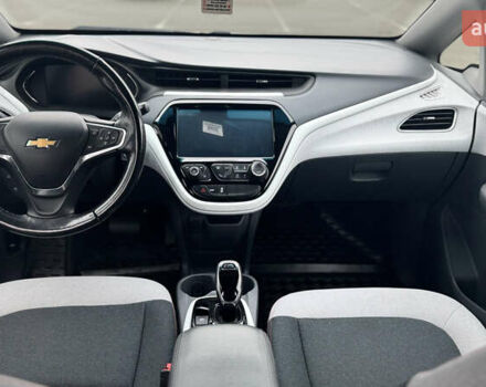Білий Шевроле Bolt EV, об'ємом двигуна 0 л та пробігом 47 тис. км за 17500 $, фото 10 на Automoto.ua