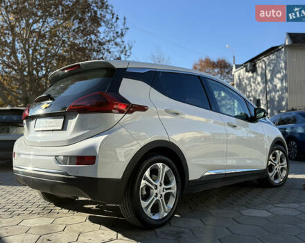 Шевроле Bolt EV 2018 в Одессе на Automoto.ua Белый Шевроле Bolt EV, объемом двигателя 0 л и пробегом 43 тыс. км за 17500 $, фото 21 на Automoto.ua