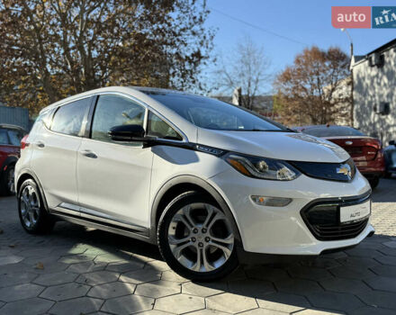 Шевроле Bolt EV 2018 в Одессе на Automoto.ua Белый Шевроле Bolt EV, объемом двигателя 0 л и пробегом 43 тыс. км за 17500 $, фото 13 на Automoto.ua