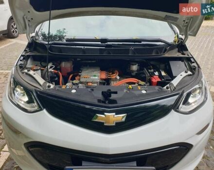 Білий Шевроле Bolt EV, об'ємом двигуна 0 л та пробігом 105 тис. км за 14500 $, фото 5 на Automoto.ua