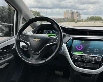 Білий Шевроле Bolt EV, об'ємом двигуна 0 л та пробігом 30 тис. км за 16800 $, фото 32 на Automoto.ua
