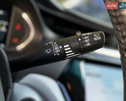 Шевроле Bolt EV 2018 в Одессе на Automoto.ua Белый Шевроле Bolt EV, объемом двигателя 0 л и пробегом 43 тыс. км за 17500 $, фото 53 на Automoto.ua