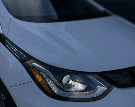 Білий Шевроле Bolt EV, об'ємом двигуна 0 л та пробігом 92 тис. км за 17000 $, фото 1 на Automoto.ua