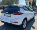 Белый Шевроле Bolt EV, объемом двигателя 0 л и пробегом 110 тыс. км за 15500 $, фото 6 на Automoto.ua