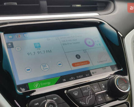 Белый Шевроле Bolt EV, объемом двигателя 0 л и пробегом 230 тыс. км за 12900 $, фото 64 на Automoto.ua