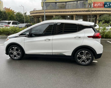 Белый Шевроле Bolt EV, объемом двигателя 0 л и пробегом 64 тыс. км за 14300 $, фото 11 на Automoto.ua