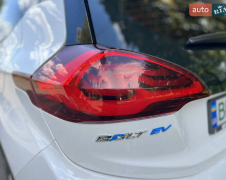 Білий Шевроле Bolt EV, об'ємом двигуна 0 л та пробігом 132 тис. км за 14400 $, фото 9 на Automoto.ua