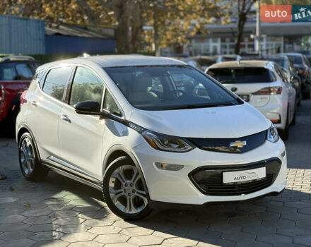 Шевроле Bolt EV 2018 в Одессе на Automoto.ua Белый Шевроле Bolt EV, объемом двигателя 0 л и пробегом 43 тыс. км за 17500 $, фото 14 на Automoto.ua