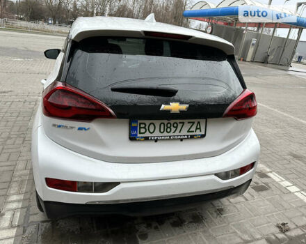 Белый Шевроле Bolt EV, объемом двигателя 0 л и пробегом 163 тыс. км за 18950 $, фото 8 на Automoto.ua