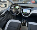 Шевроле Bolt EV 2018 в Одессе на Automoto.ua Белый Шевроле Bolt EV, объемом двигателя 0 л и пробегом 43 тыс. км за 17500 $, фото 44 на Automoto.ua
