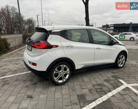 Белый Шевроле Bolt EV, объемом двигателя 0 л и пробегом 146 тыс. км за 13700 $, фото 4 на Automoto.ua