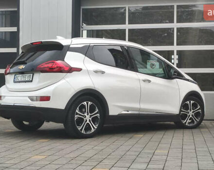 Белый Шевроле Bolt EV, объемом двигателя 0 л и пробегом 230 тыс. км за 12900 $, фото 23 на Automoto.ua