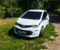 Белый Шевроле Bolt EV, объемом двигателя 0 л и пробегом 62 тыс. км за 15161 $, фото 1 на Automoto.ua