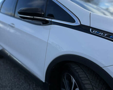 Білий Шевроле Bolt EV, об'ємом двигуна 0 л та пробігом 92 тис. км за 17000 $, фото 6 на Automoto.ua