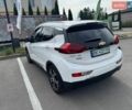 Белый Шевроле Bolt EV, объемом двигателя 0 л и пробегом 105 тыс. км за 13800 $, фото 4 на Automoto.ua
