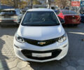 Шевроле Bolt EV 2018 в Одессе на Automoto.ua Белый Шевроле Bolt EV, объемом двигателя 0 л и пробегом 43 тыс. км за 17500 $, фото 1 на Automoto.ua