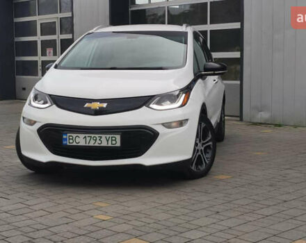 Белый Шевроле Bolt EV, объемом двигателя 0 л и пробегом 230 тыс. км за 12900 $, фото 12 на Automoto.ua