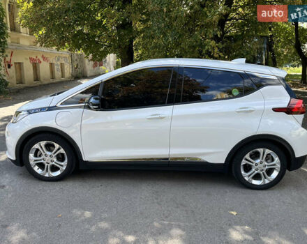 Білий Шевроле Bolt EV, об'ємом двигуна 0 л та пробігом 132 тис. км за 14400 $, фото 12 на Automoto.ua