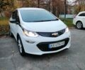 Белый Шевроле Bolt EV, объемом двигателя 0 л и пробегом 29 тыс. км за 17900 $, фото 3 на Automoto.ua