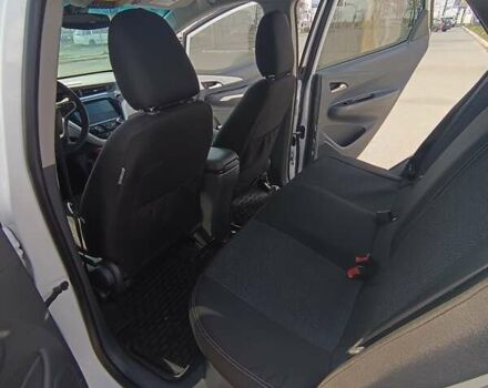 Белый Шевроле Bolt EV, объемом двигателя 0 л и пробегом 105 тыс. км за 19500 $, фото 10 на Automoto.ua