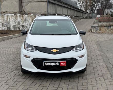 Белый Шевроле Bolt EV, объемом двигателя 0 л и пробегом 74 тыс. км за 21990 $, фото 1 на Automoto.ua