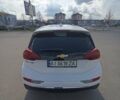 Белый Шевроле Bolt EV, объемом двигателя 0 л и пробегом 105 тыс. км за 19500 $, фото 7 на Automoto.ua