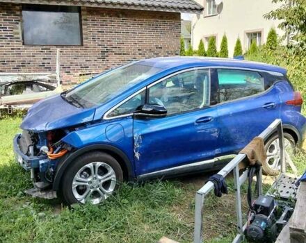Белый Шевроле Bolt EV, объемом двигателя 0 л и пробегом 13 тыс. км за 9000 $, фото 1 на Automoto.ua